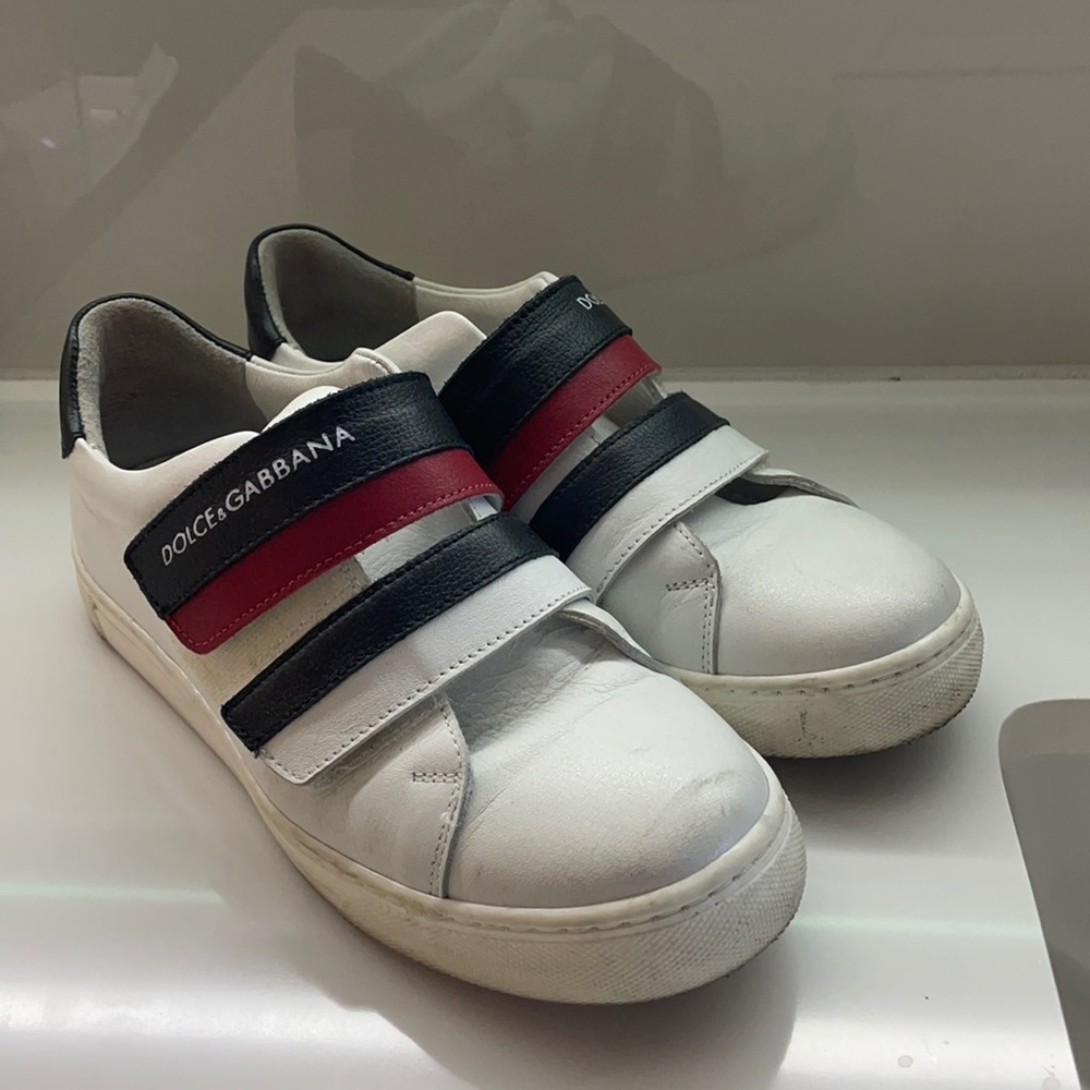 Women sneakers
